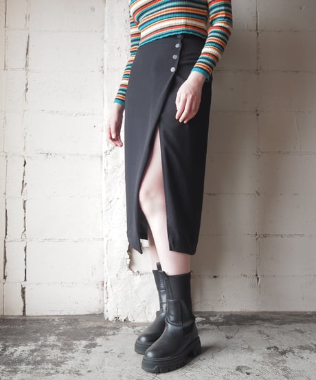 Tight Skirt With Slit BK
