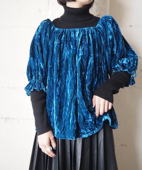Puff Sleeve Velour Tops BL