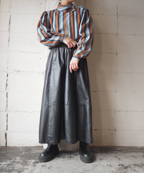 Turn Over Collar Stripe Blouse ORNV