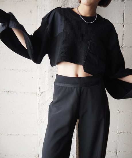 Remake Short Command Sweater BK