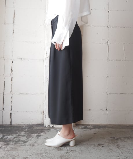 UNITED COLORS OF BENETTON Gaucho Pants BK