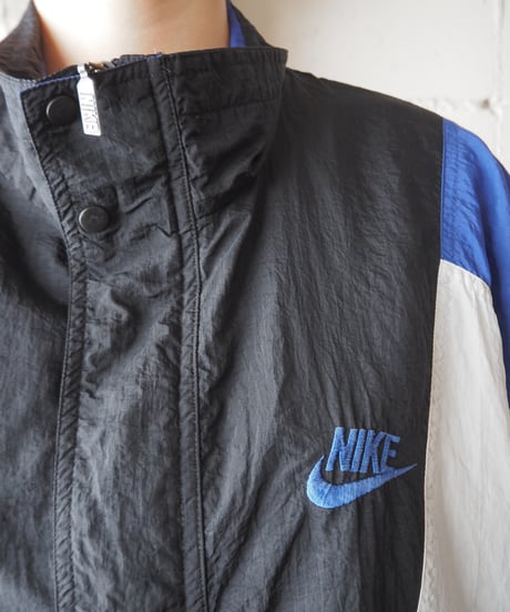 NIKE Stand Collar Nylon Jacket BKPURWH