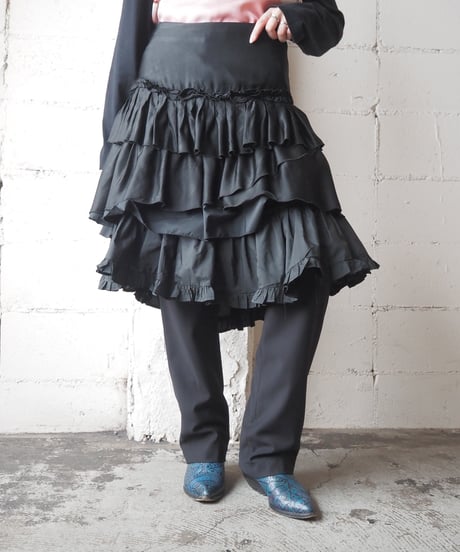 Satin Volume Tiered Skirt BK
