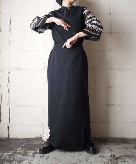 Sears Sleeve Pattern Knit BK
