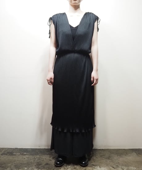 1970's Pleated Dress BK