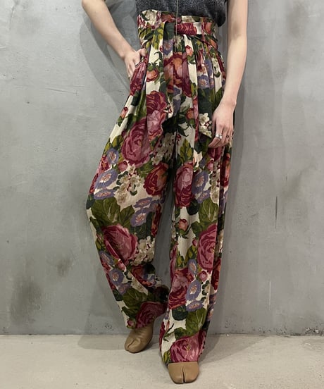 Flower Pattern Belted Pants PIGN