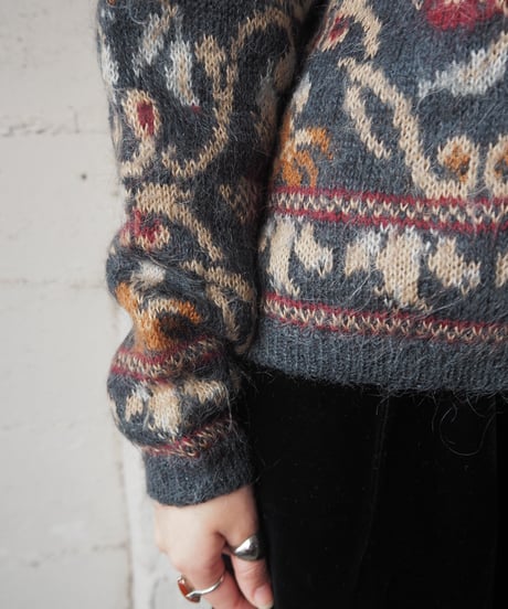 Arabesque Pattern Crew Neck Cardigan GRRE