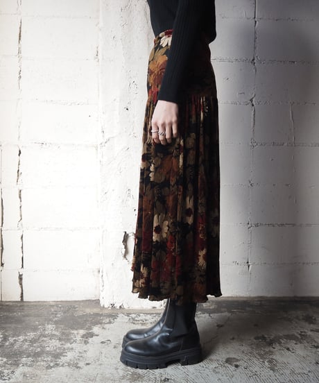Flower Pattern Easy Flared Skirt BKRE