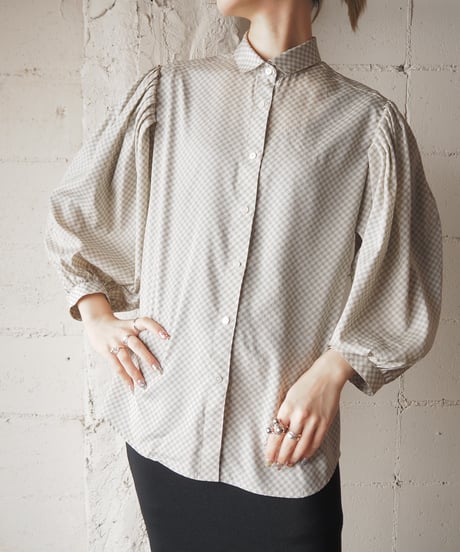 Check Pattern Volume Sleeve Blouse IVNV
