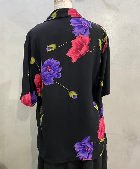 S/S Flower Print Open Collar Shirt BK PUR