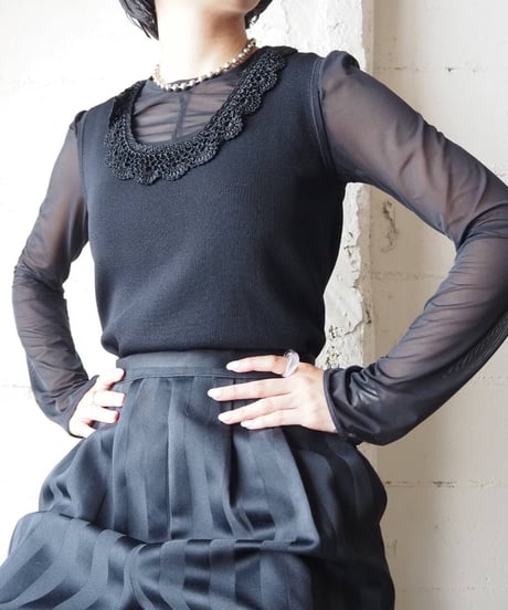 Joseph A. Sleeveless Crochet Collar Knit BK