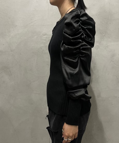 Volume Satin Sleeve Rib Knit BK