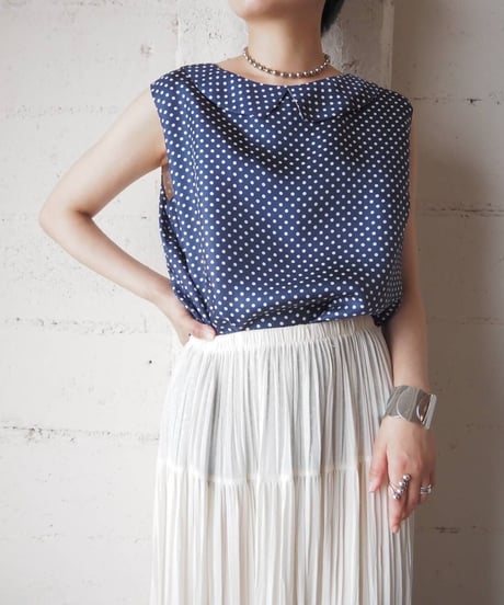 Dot Pattern Sleeveless Blouse NVWH
