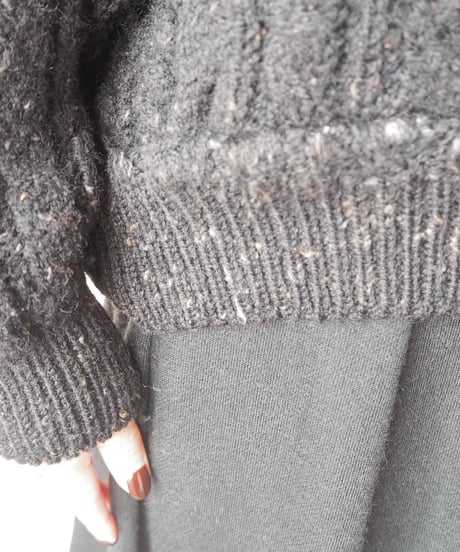 Remake Mix Yarn Cropped Knit BK