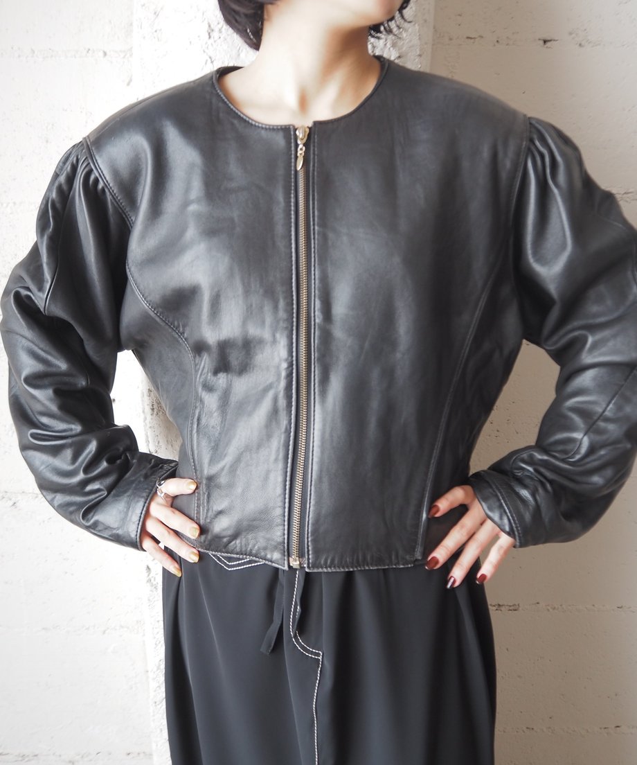 656ff332cd7f160033dcacd2