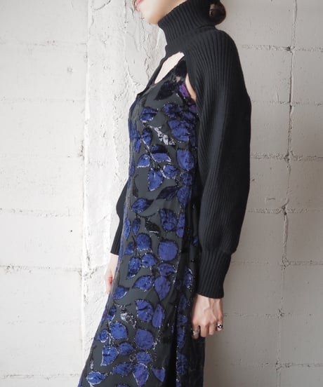 Turtle Neck Knit Sleeve BK