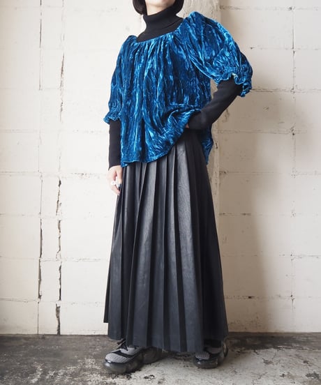 Puff Sleeve Velour Tops BL