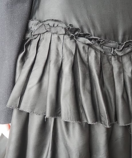 Satin Volume Tiered Skirt BK