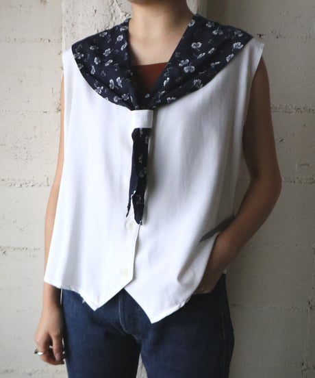 Scarf Collar Sleeveless Blouse WHNV