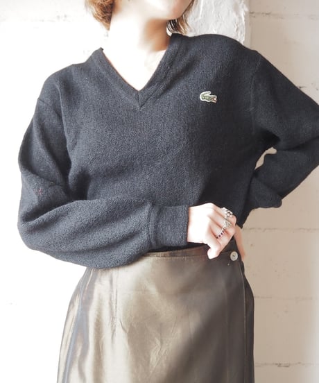 LACOSTE V Neck Knit BK