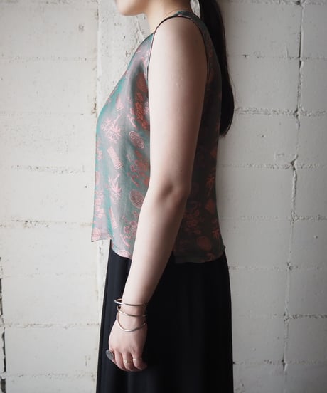 China Pattern Sleeveless Satin Blouse PIGN