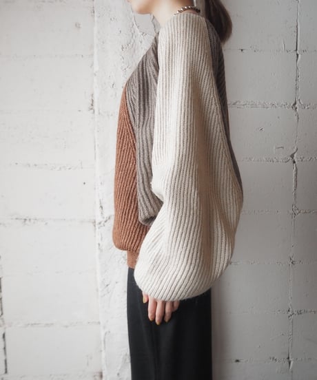 1980's Tricolor Dolman Sleeve Sweater BRGRIV