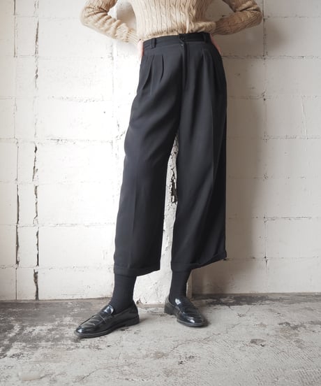 Wide Leg Three Tuck Slacks BK