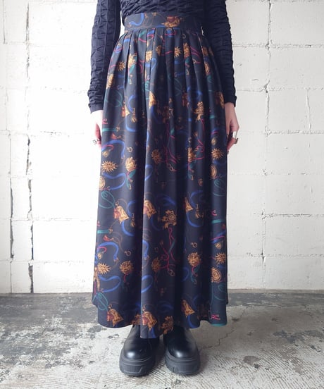 Belt Pattern Flared Skirt NV