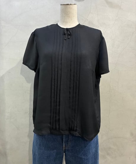 Pintuck S/S Blouse BK