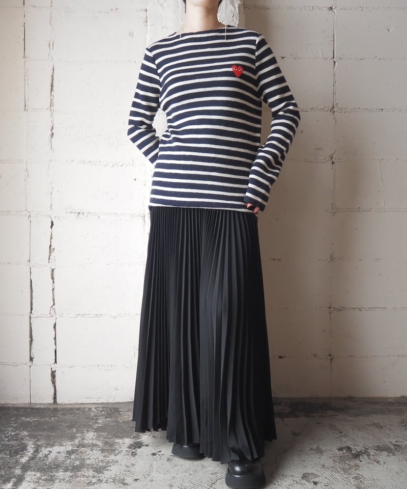 COMME des GARÇONS border long sleeve PLAY COMME des GARÇONS: Border Long Sleeve T-Shirt With Red Emblem