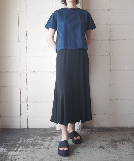 1960's EURO Back Button Embroidery Blouse NV