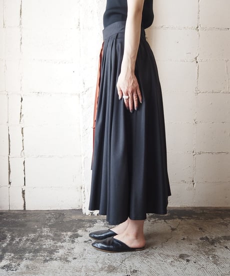 1980's Bicolor Layered Design Skirt  BKOR