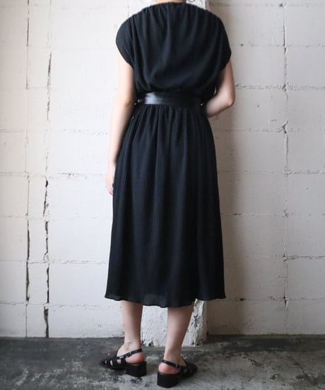 Pleated Design Dress BK
