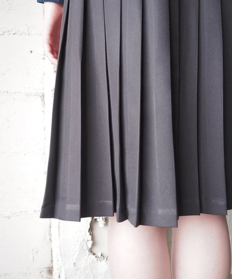 Poly Pleated Skirt BK
