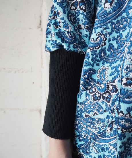 Long Rib Paisley Pattern Blouse BLBK