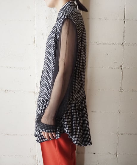Seethrough Sleeve Pattern Blouse