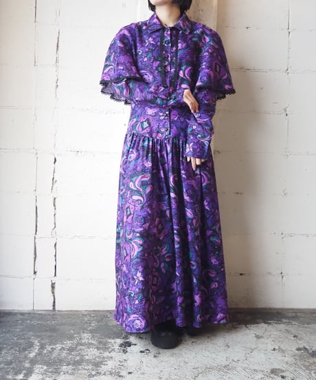 Cape Collar Pattern Dress PUR