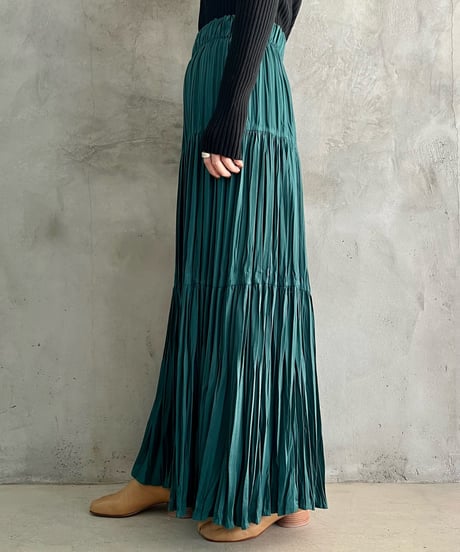 Pleated Tiered Skirt GN