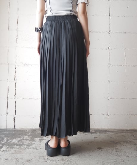 Pleated Easy Long Skirt BK