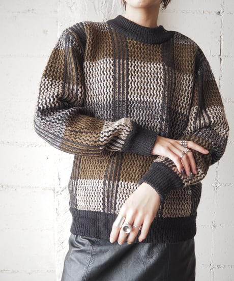 carven Shoulder Snap Button Pattern Knit BRBK