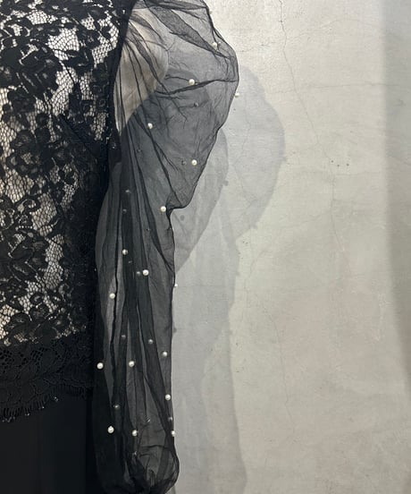 Sheer × Pearl Sleeve Lace Tops BK