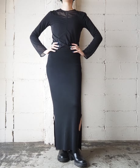 Side Slit Easy Tight Skirt BK