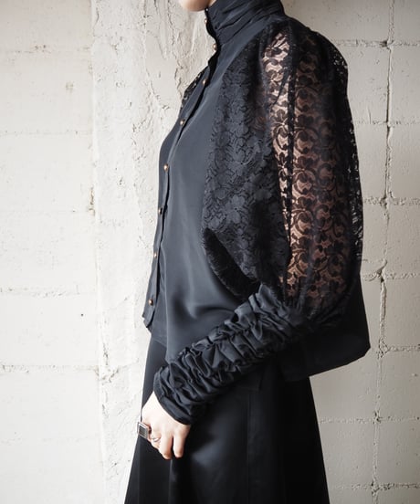 Leg Of Mouton Lace Sleeve Blouse BK