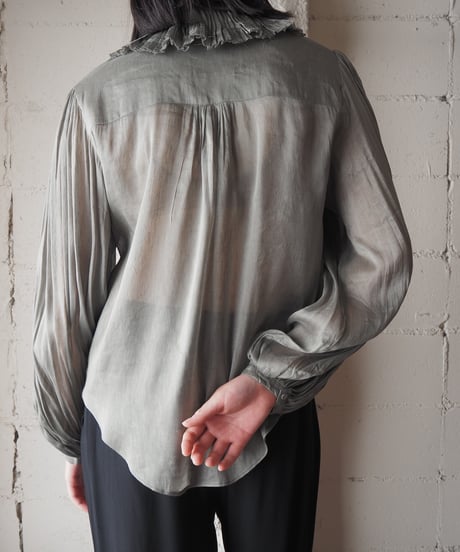 Pleated Collar Volume Sleeve Blouse GR