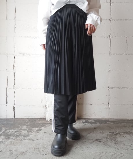 Pleated Middle Skirt BK