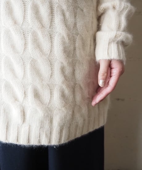 Cashmere Cable Knit IV