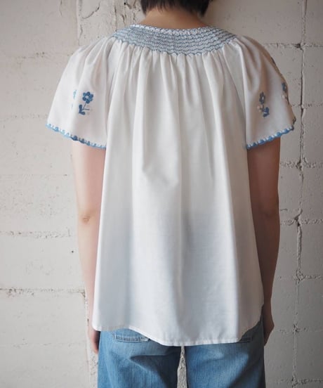 1970's Euro Embroidery Smock WHBL