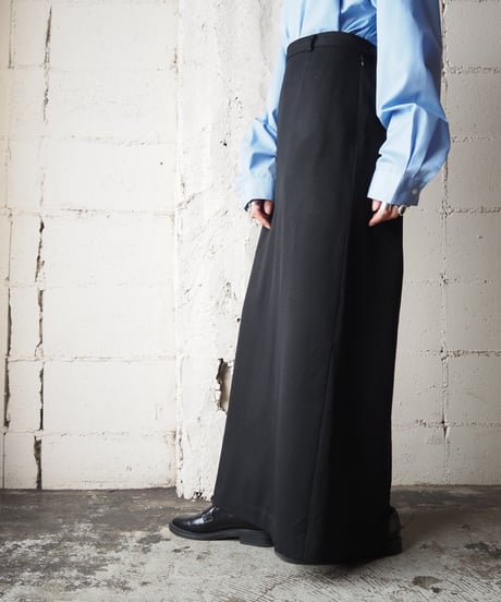 Back Slit Tight Skirt BK