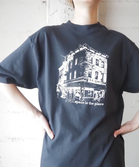 Space is the Place print Tee BK