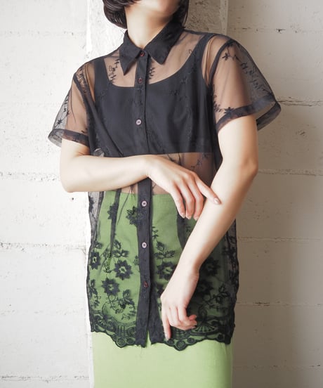 Sheer×Flower Embroidery S/S Shirt BK